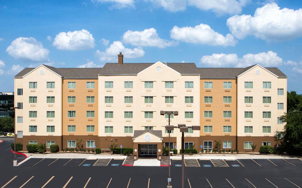 Fairfield Inn & Suites By Marriott San Antonio Airport/North Star Mall Extérieur photo